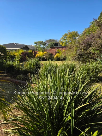 Sunlit 2-Bed Borrowdale Flat with Borehole & Garden (Sole Mandate)