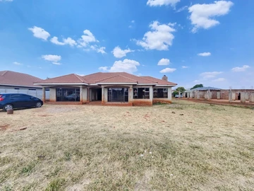 5 Bedroom House