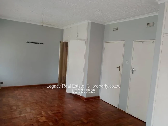 The Chase Road Frontage Shared Office to Let!