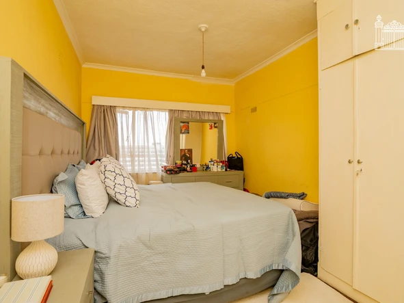 Flat & Apartment