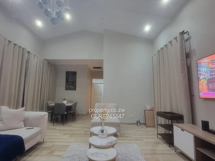 Modern 1-Bed House with Borehole in Madokero