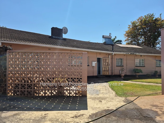 Milton House for Rent- 1500 (Sole Mandate)
