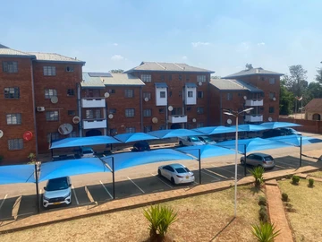 3 Bedroom Flat & Apartment