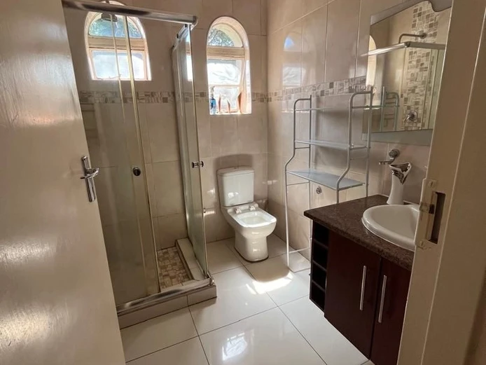 Helensvale furnished house to rent 