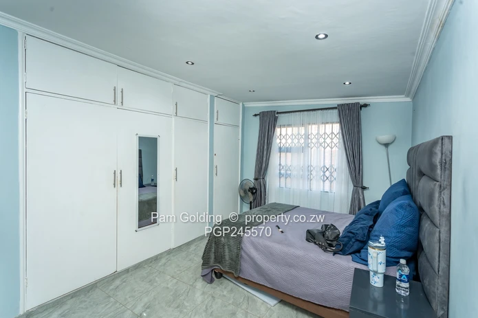 3 Bedroomed House for Sale in Sunridge