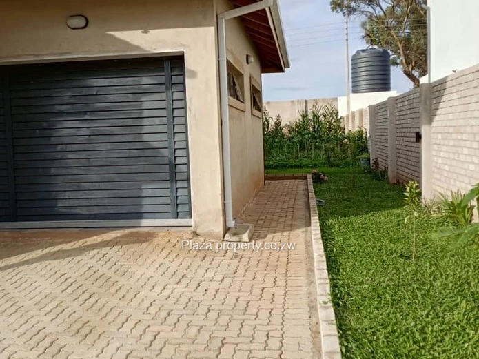Townhouse for Rent in Nyeredzi Ridge
