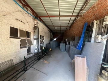 Warehouse & Factory