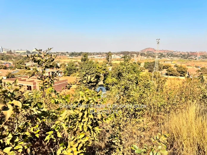 460 sqm for sale in kambuzuma section 4