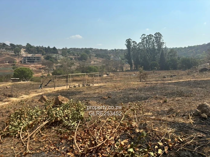 Glen Lorne 3,200 m2 — Secure, Subdivision-Ready Land