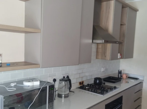 3 Bedroom Flat & Apartment