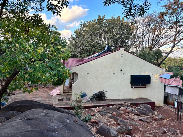 2 Bedroom House