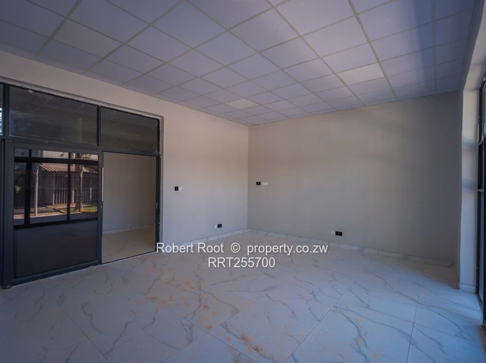 Prime commercial space in Avondale