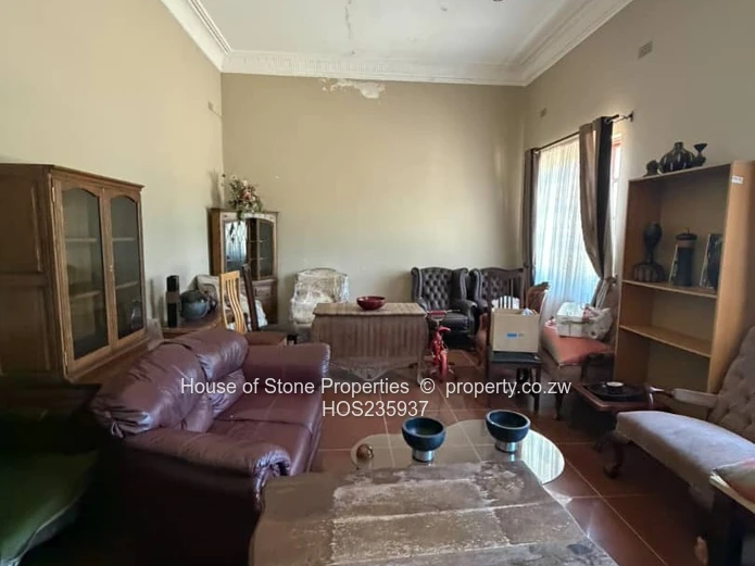 Hogerty Hill: Grand 8-Bed Mansion with Pool