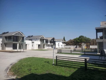 3 Bedroom Garden Flat