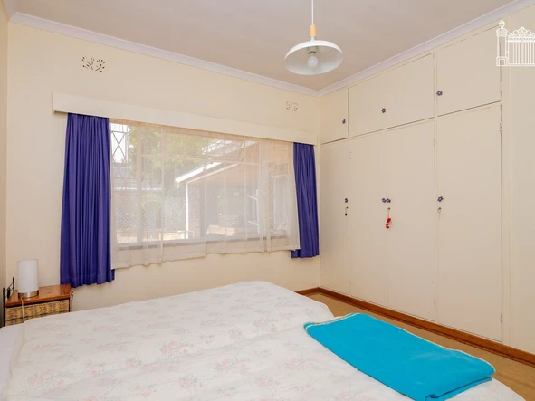 7 Bedroom House