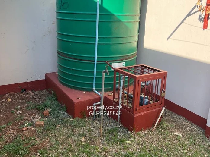 Belgravia 2BR/1BA on 200m² Land with Borehole to Rent