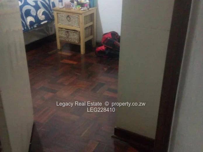 Avondale First-Floor Flat with Garage & Borehole