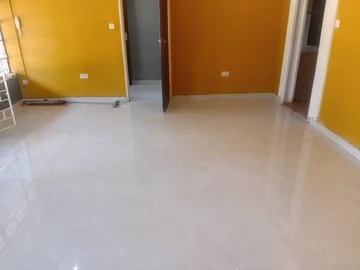 6 Bedroom House