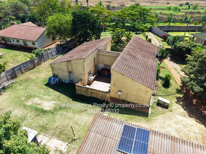 4 Bedroom Home Milton Park