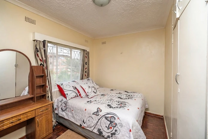 Tynwald Flat (Sole Mandate)