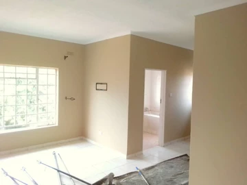 3 Bedroom Flat & Apartment