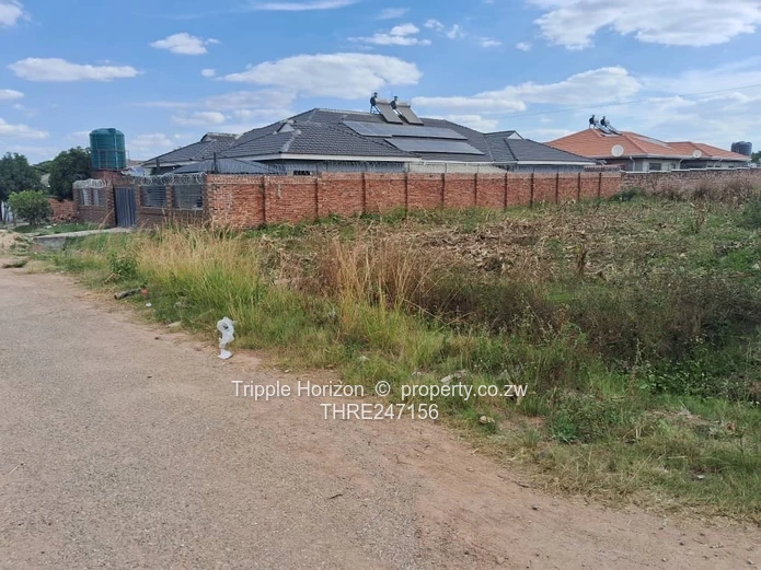 Glaudina 502m² Stand — Tarred Road & Full Services
