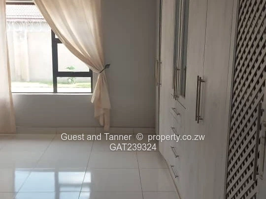 Luxurious 5-Bedroom House in Sandton Phase 1  with Clean Title