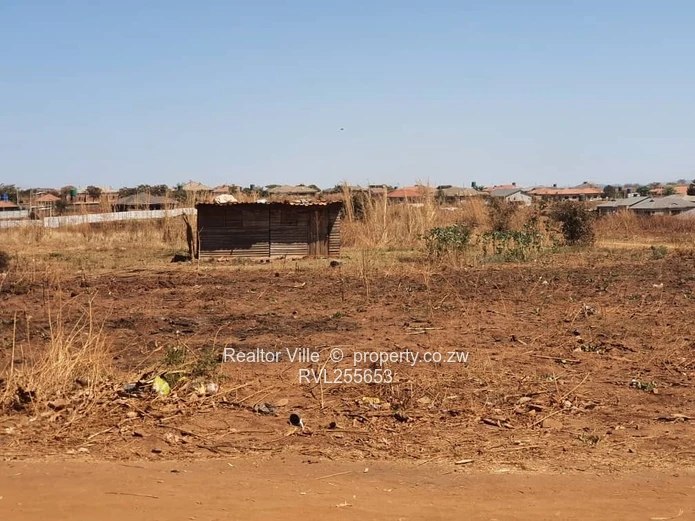2,780 m² Vacant Stand with Water Point — Unidale