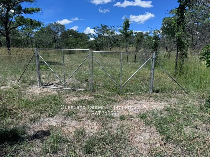 Masvingo Highway Land for Sale – 10ha Perfect for Plaza, Truck Inn or School