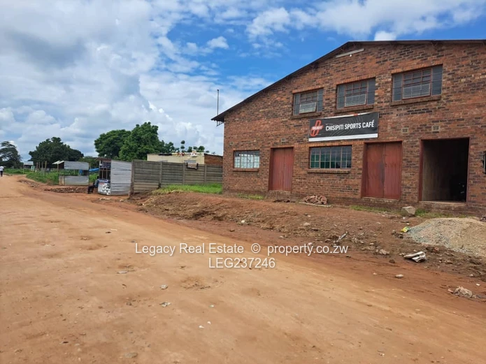 Shops to let – Dombo Shopping Centre, Epworth