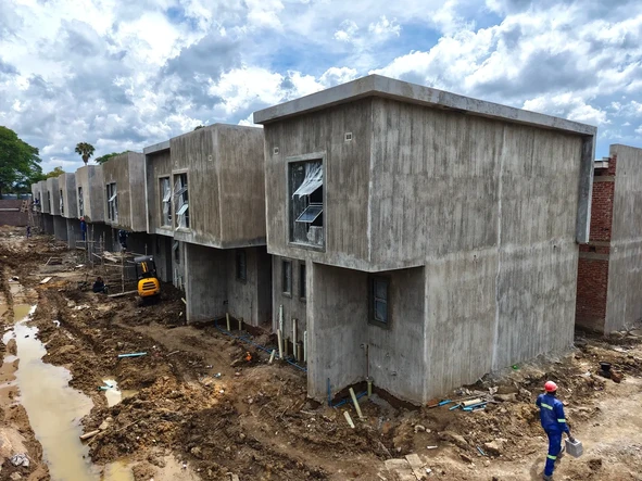 2 Bedroom Flat & Apartment