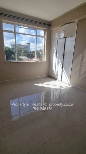 Vacant Flat Available For Immediate Occupation  (Sole Mandate)