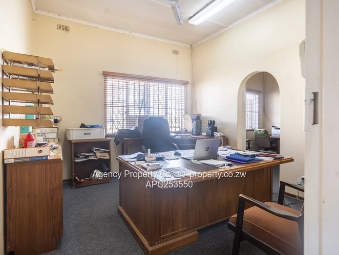 Prime Industrial Location - Factory/warehouse for sale (Sole Mandate)