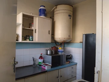 Flat & Apartment