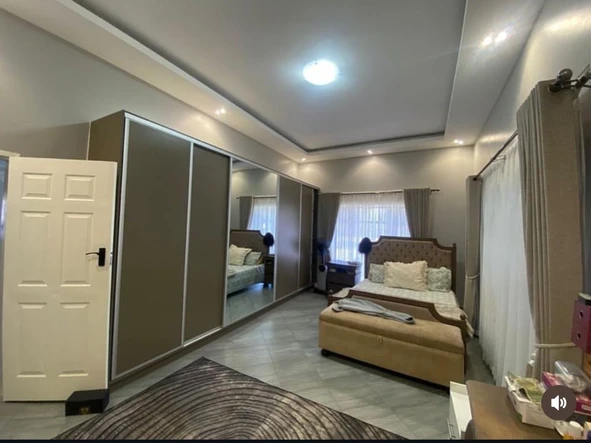 4 Unit Townhouse Complex