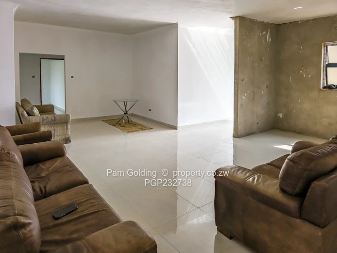 Cape Dutch Stye Lockable 3 Bed Shell Unit