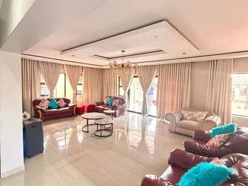 4 Bedroom Townhouse Complex