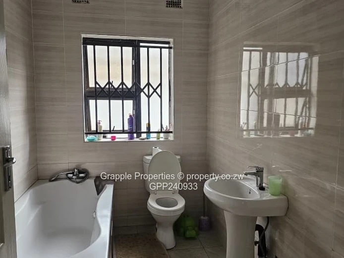 Madokero house for sale