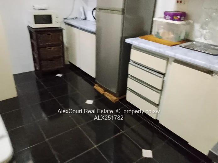 Good Investment, Garden Flat In A Prime Location!! 