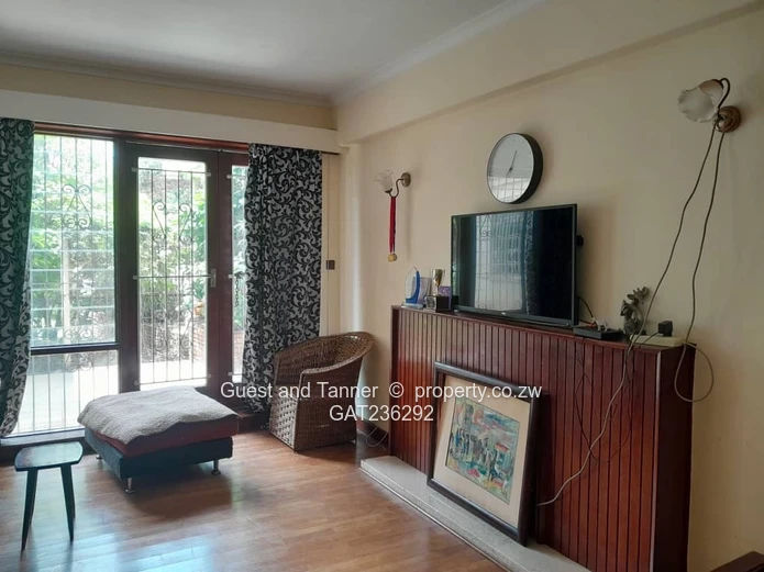 Ground Floor 3-BR Flat for Sale at Chelmscote, Bainnes Ave – Borehole, Garden & Sectional Titles