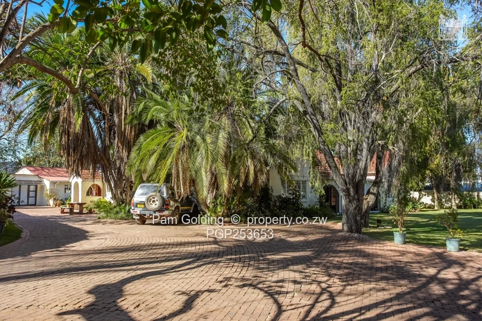 Perfect Family Home for Sale in Newlands (Sole Mandate)