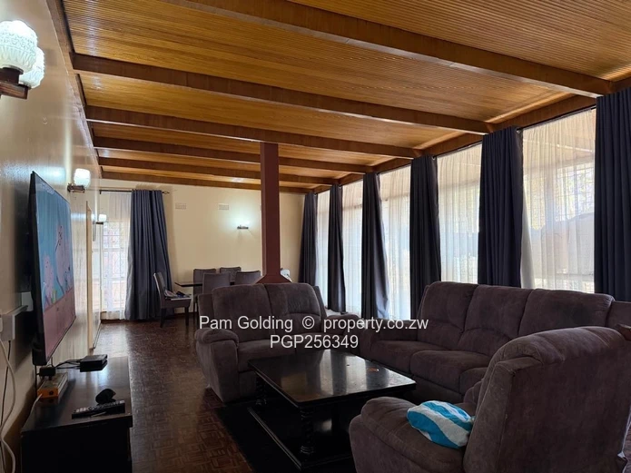 Close To Town. SURBUBS 2939sqm!