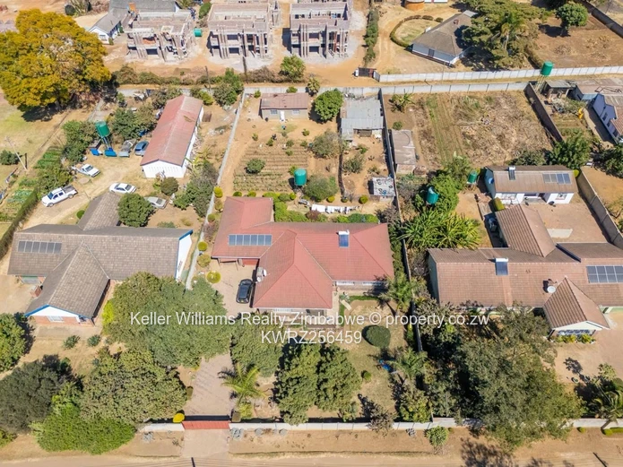 Family Home on 2,142 m², with Solar and Borehole (Sole Mandate)