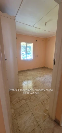 commercial premises to rent (Sole Mandate)