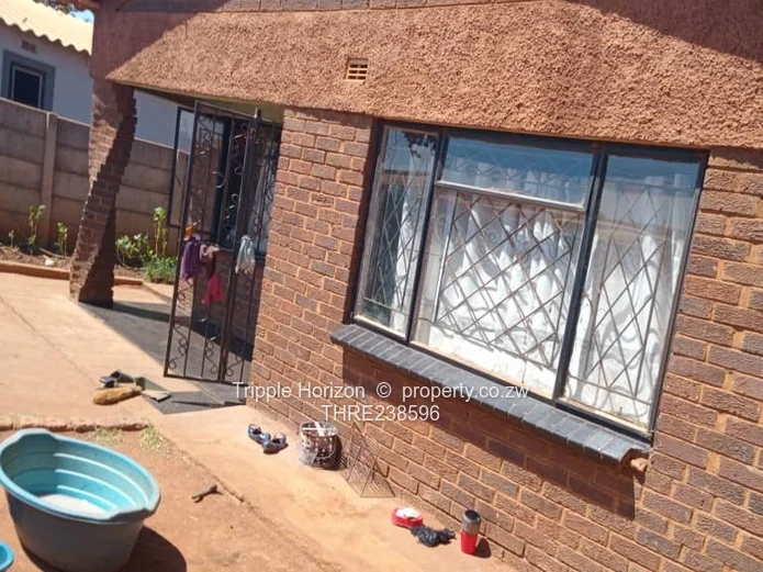 Walled 3-Bed Home with Verandah in Dzivarasekwa