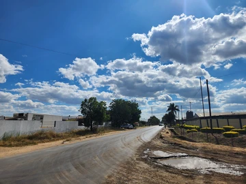 Commercial & Industrial Land