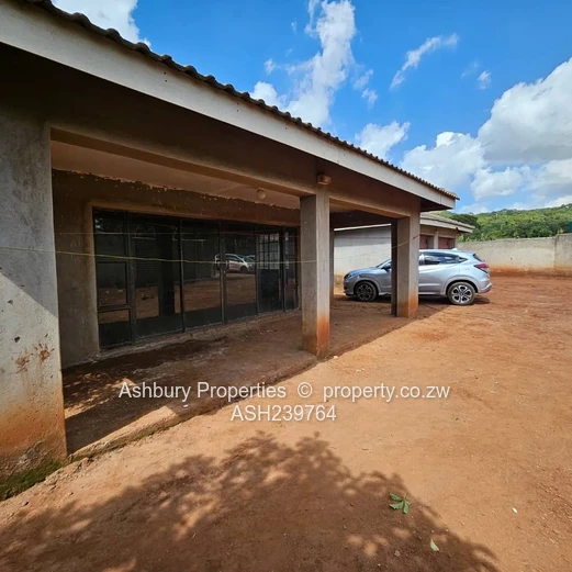 Belvedere 4-Bed Home on 1,300m² — Garage & Staff