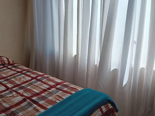 2 Bedroom Flat & Apartment
