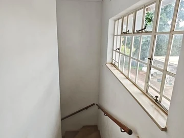 2 Bedroom Garden Flat