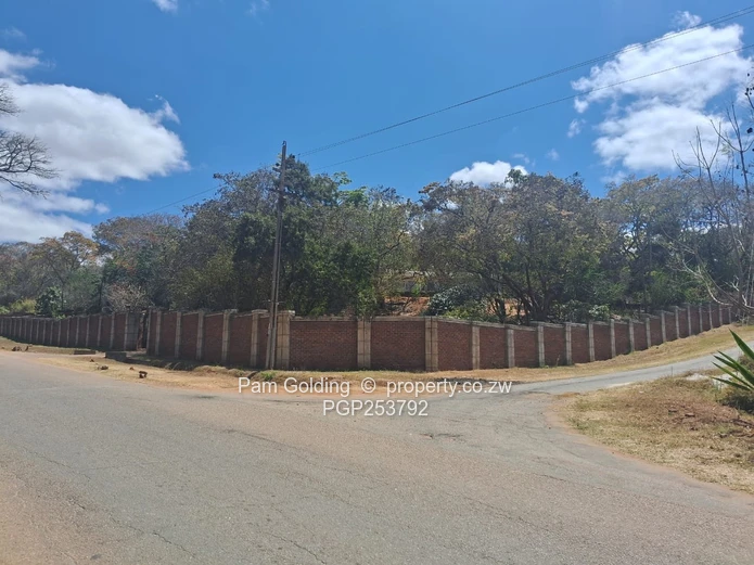 Prime 8265sqm Corner Stand Hogerty Hill (Sole Mandate)